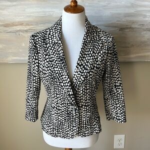 St. John black/creme patterned blazer with embellished button